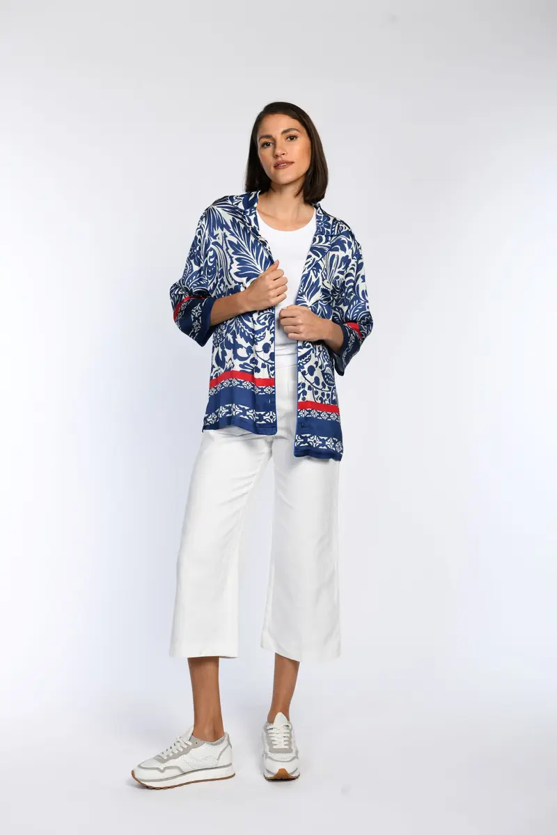 Bluse im Pyjama-Look mit Bordürendruck