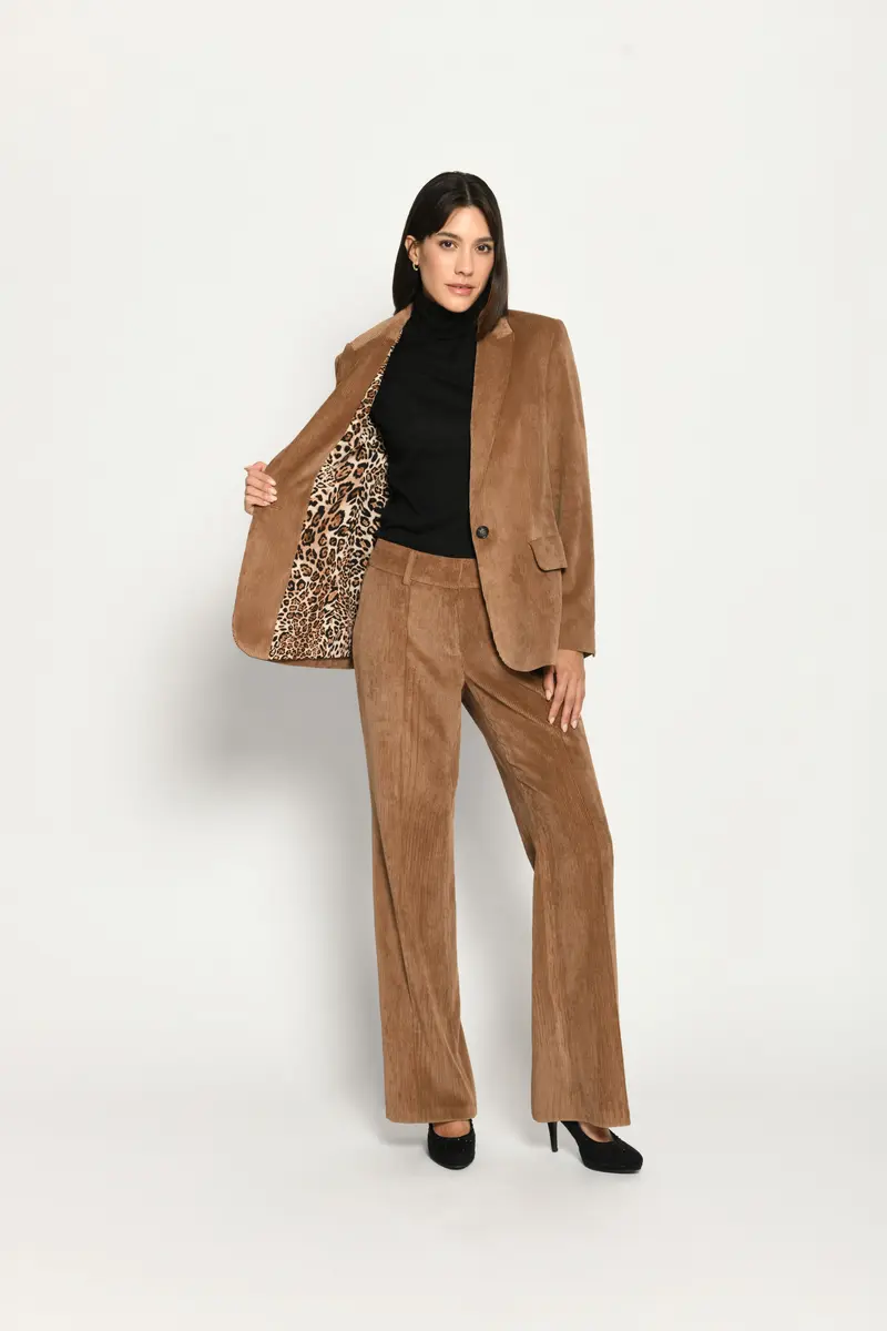Cordblazer mit Leopardenfutter