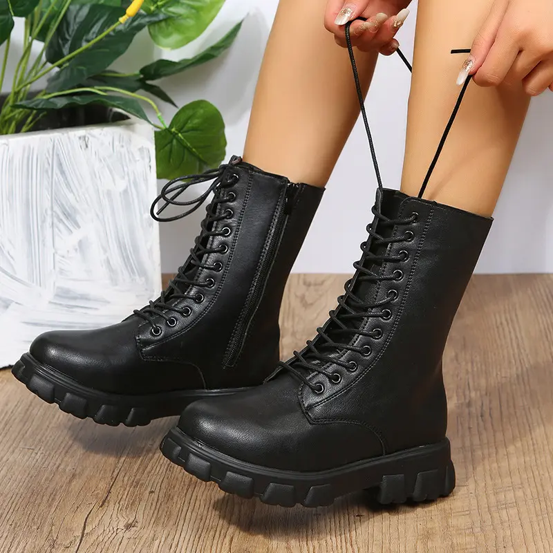 Damen Biker-Combat Plateaustiefel mit massiver Profilsohle und seitlichem Reißverschluss Drune