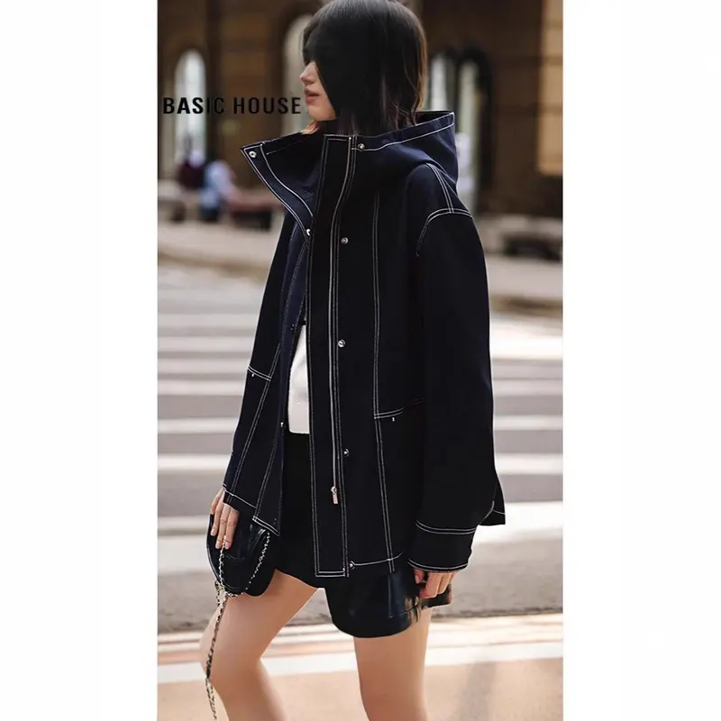 Damen Boxy‑Kapuzenparka mit sichtbaren Ziernähten und hochschließendem Stehkragen Drune