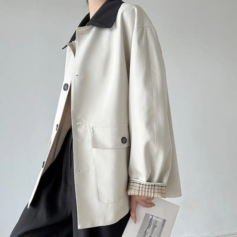 Damen Boxy Kurzjacke im leichten Trenchstil mit Kontrastkragen und kariertem Ärmelaufschlag Drune