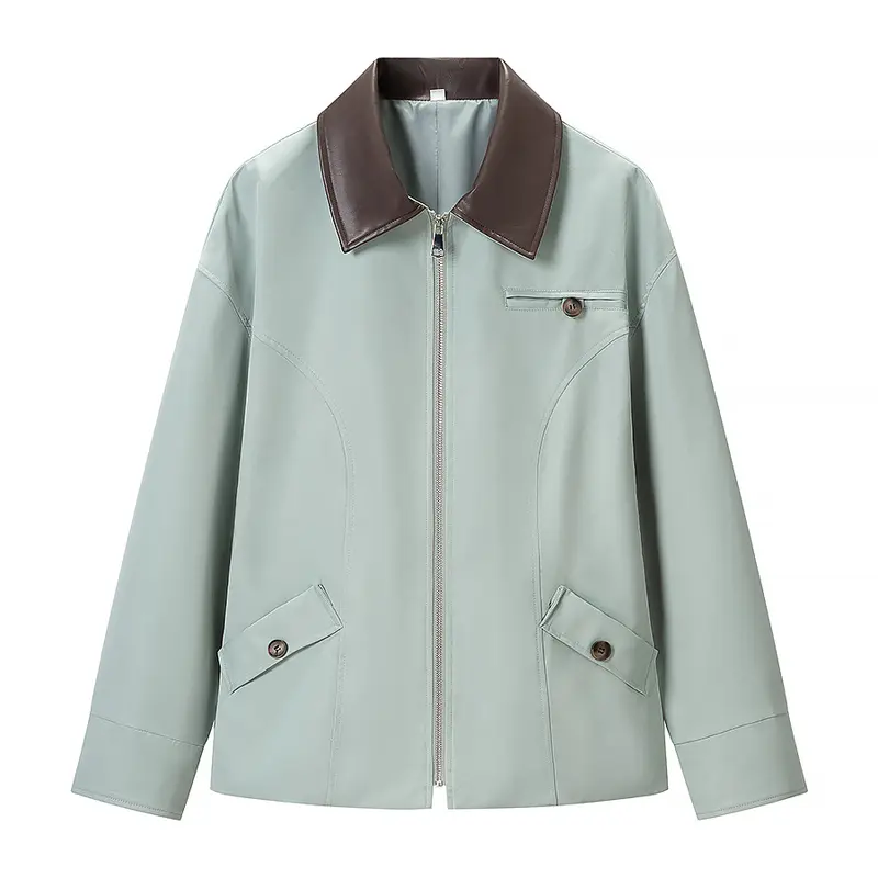 Damen Boxy-Übergangsjacke aus veganer Glattlederoptik mit kontrastierendem Hemdkragen und Pattentaschen Drune