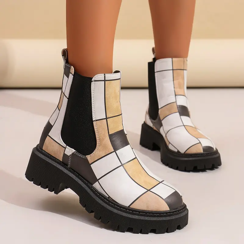 Damen Chunky Chelsea‑Boots mit buntem geometrischem Patchwork und markanter Lug‑Sohle Drune