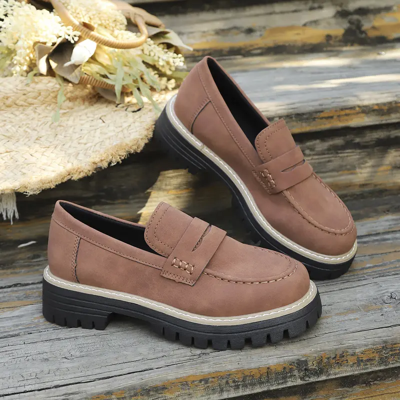 Damen Chunky-Lug-Loafer mit Penny-Riemen und profilierter Gummisohle Drune
