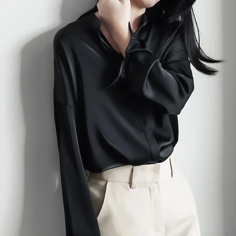 Damen Elegante Bluse aus hochwertigem Satin Drune