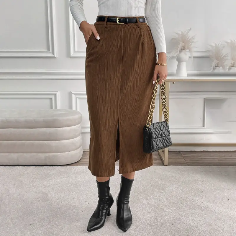 Damen Eleganter Maxirock mit rückseitigem Schlitz und feinen Rippdetails Drune
