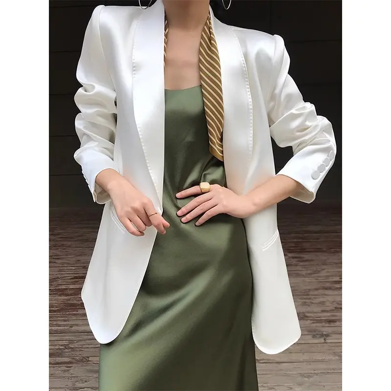 Damen Eleganter, taillierter Satinblazer Drune