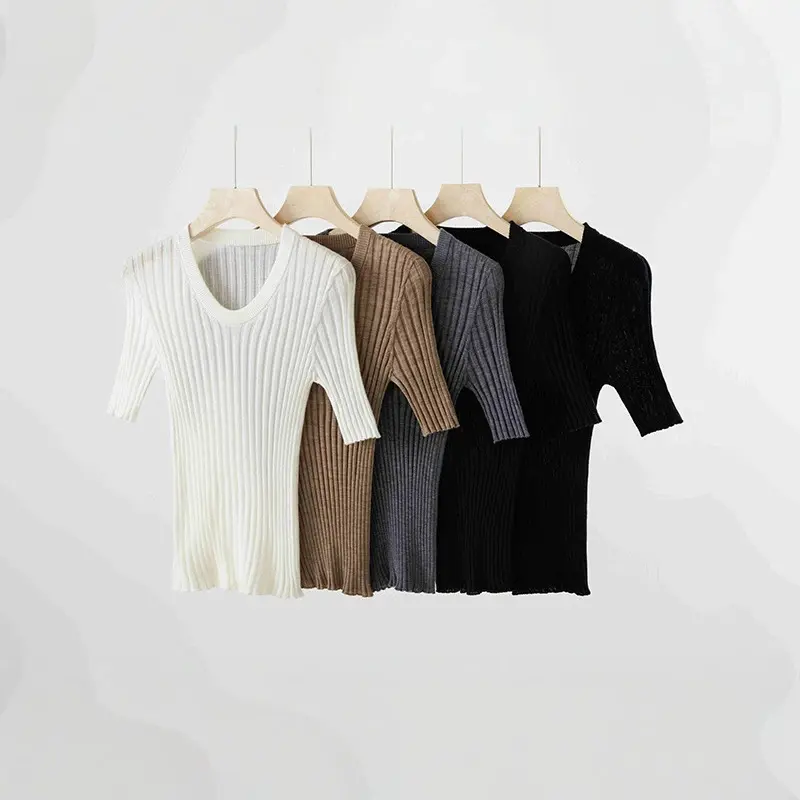 Damen Geripptes Feinstrickshirt mit tiefem U-Ausschnitt und halblangen Ärmeln Drune