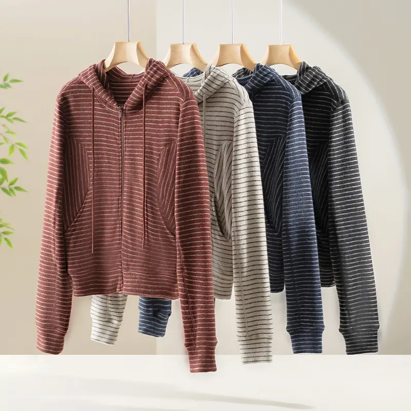 Damen Gestreifte Kapuzen-Zip-Strickjacke mit Eingrifftaschen und schmalem Rippbündchen Drune
