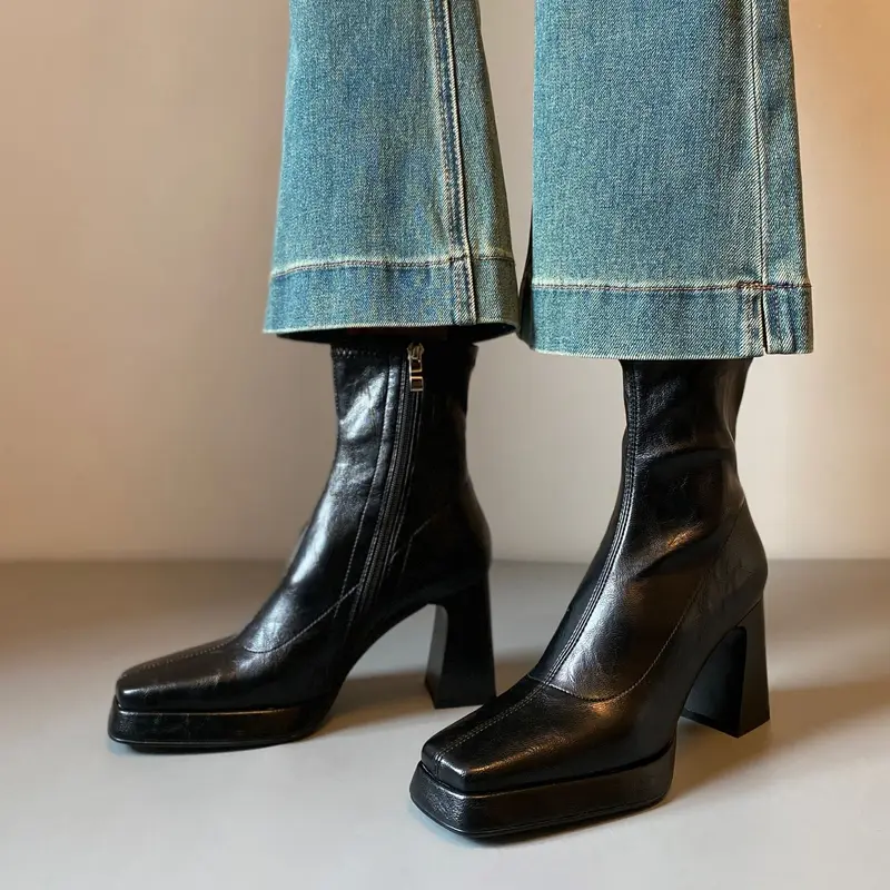 Damen Knöchelhohe Stiefelette mit geteilter Vorderblattform, weichem Nappaleder und sculpted Blockabsatz Drune