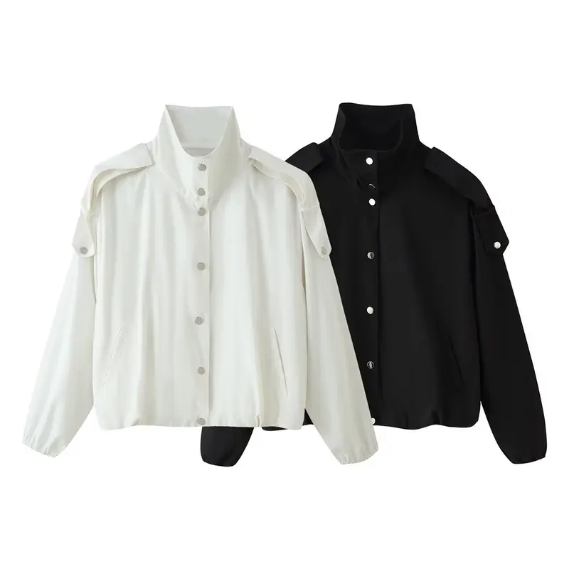 Damen Kurzblouson mit hohem Stehkragen, Schulterpatten und Druckknopfleiste Drune