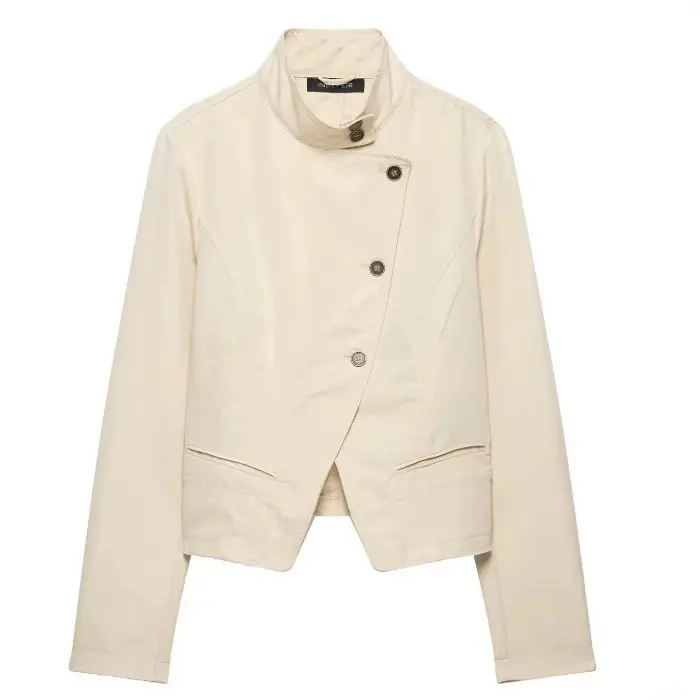 Damen Kurze taillierte Freizeitjacke im Blousonstil mit asymmetrischer Knopfreihe und Stehkragen Drune