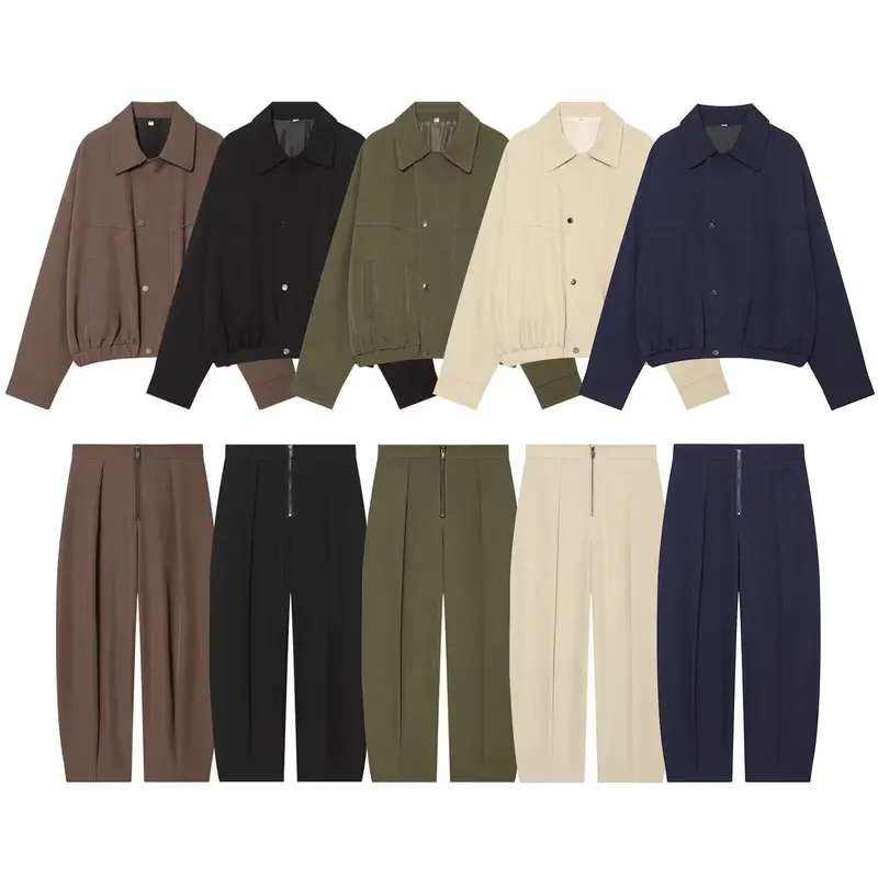 Damen Kurzgeschnittene Utility Blousonjacke mit Tunnelzugbund und aufgesetzten Eingrifftaschen Drune