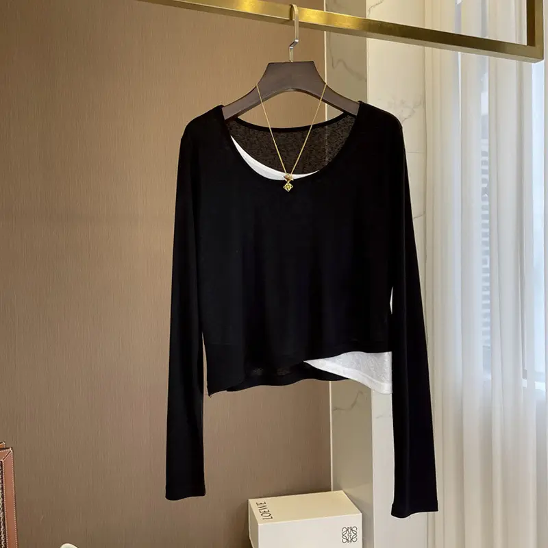 Damen Kurzgeschnittenes Lagen-Shirt mit asymmetrischem Saum Drune