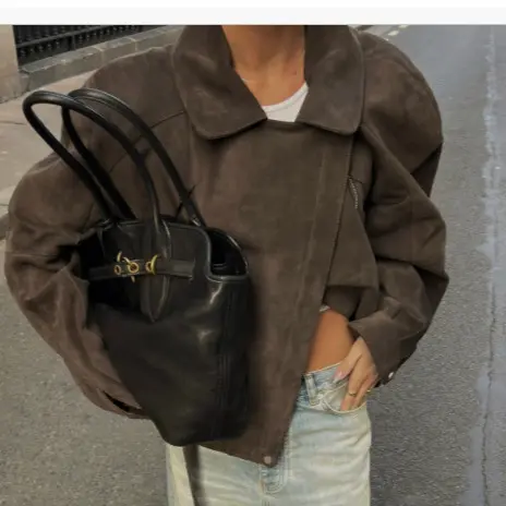 Damen Kurzjacke im Bikerstil aus Velourslederoptik mit Taillengürtel Drune