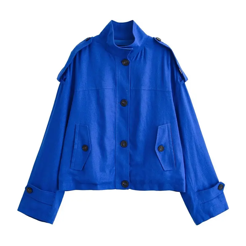 Damen Kurzjacke im Boxy‑Workerstil mit Stehkragen, Schulterriegeln und aufgesetzten Pattentaschen Drune
