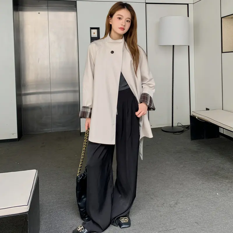 Damen Kurzjacke im Parka‑Stil mit Taillengürtel und kariertem Ärmelfutter Drune