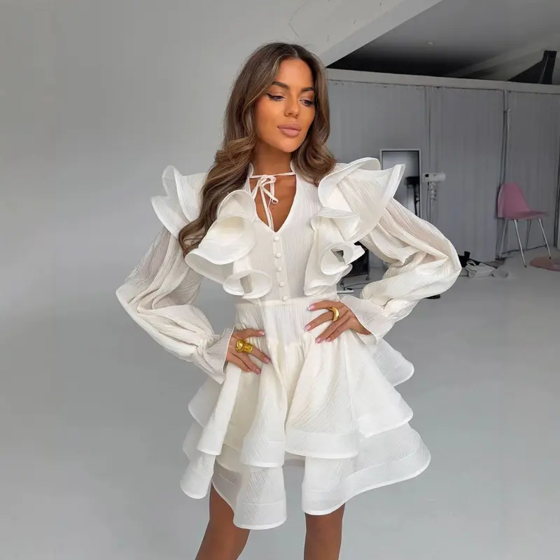 Damen Kurzkleid mit voluminösen Rüschen, gerafftem Taillenband und strukturierter Plisseeoptik Drune
