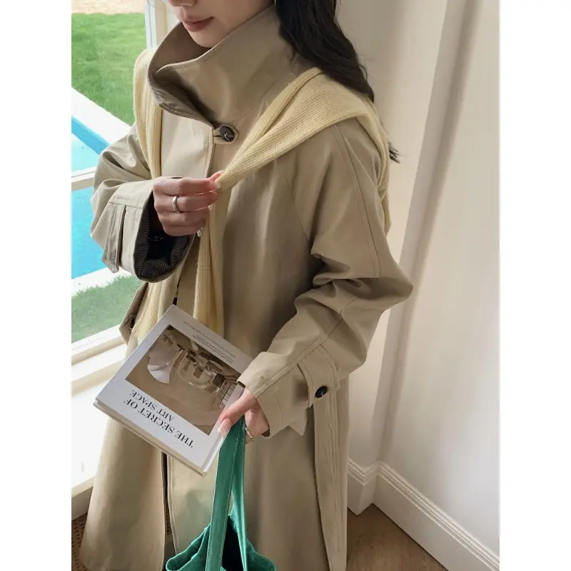 Damen Langer Trenchcoat mit hohem Stehkragen und Raglanärmeln Drune