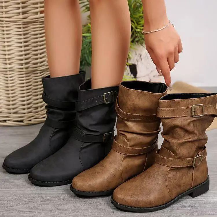Damen Lässige Slouch-Stiefel mit verstellbaren Zierschnallen, flacher Profilsohle und weichem Kunstleder Drune