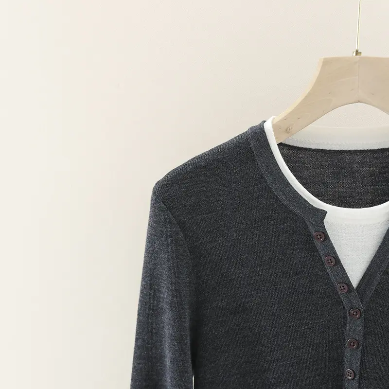 Damen Layer-Look Feinstrick-Longsleeve mit Henley-Knopfleiste Drune