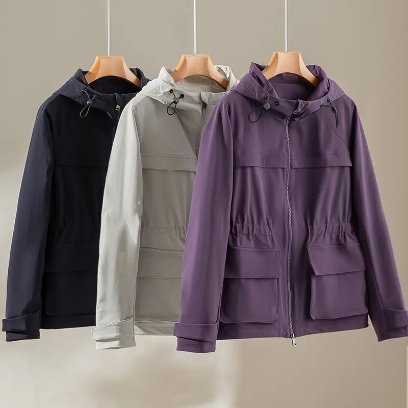 Damen Leichte Funktions-Utility-Jacke mit Kapuze, Kordelzug-Taille und aufgesetzten Klappentaschen Drune