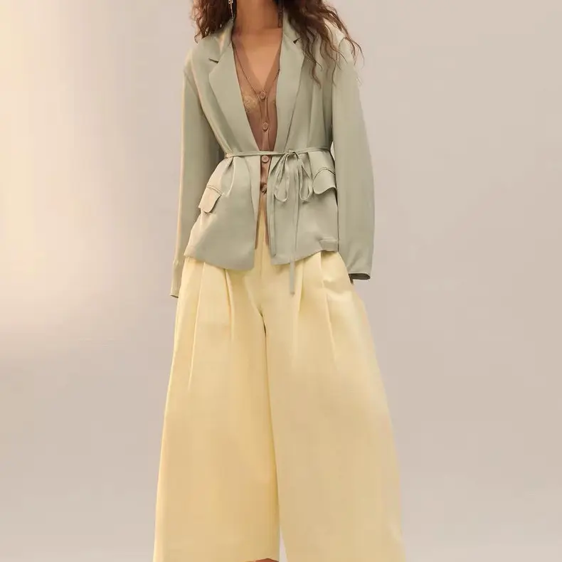 Damen Leichter Cropped Blazer mit Bindegürtel und Schalkragen Drune