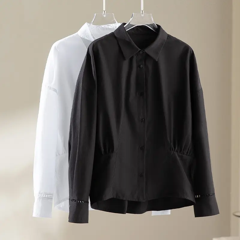 Damen Locker geschnittene Baumwollbluse mit Raffdetails und Hemdblusenkragen Drune