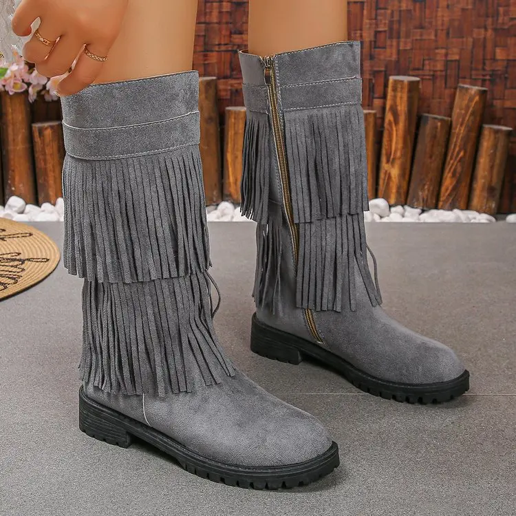 Damen Mid‑Calf Fransenstiefel aus Veloursimitat mit mehrlagigen Fransen und profilierter Gummisohle Drune