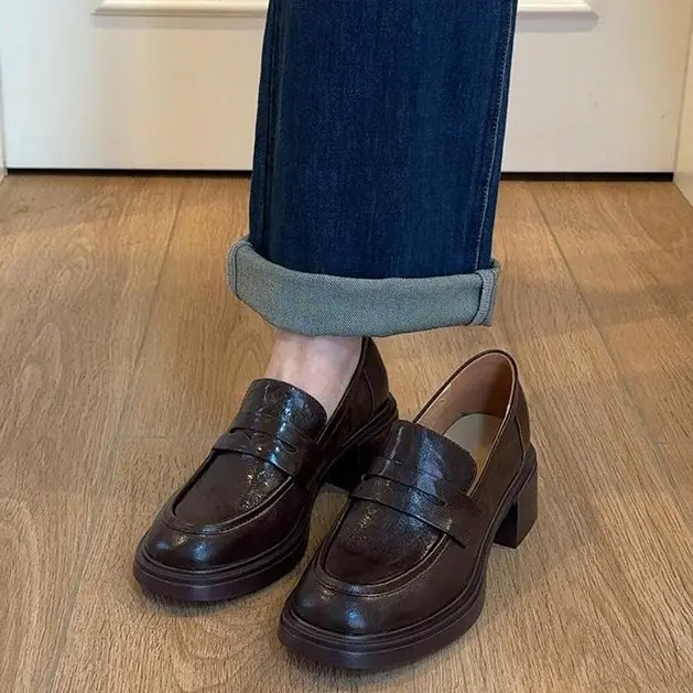 Damen Modische Penny-Loafer mit markanter Plateauprofilsohle und mittelhohem Blockabsatz Drune