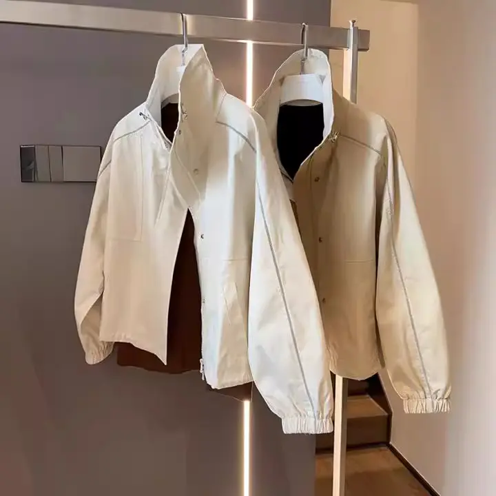 Damen Modische Übergangsjacke mit praktischen Taschen Drune