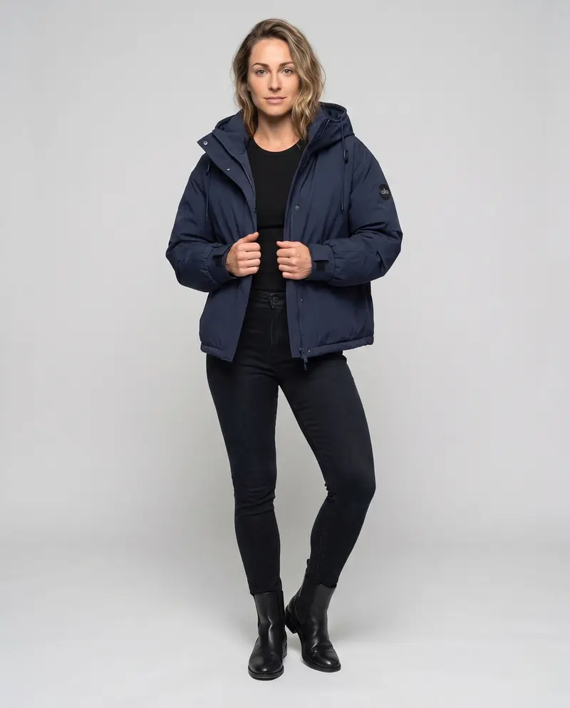 Damen Nan winddichte Hoodie-Parka im kurzen Schnitt mit thermischer Polsterung und verdeckter Vorderklappe