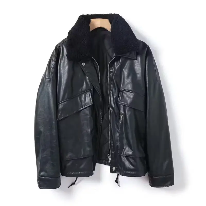 Damen Oversize Kunstlederfliegerjacke mit Teddykragen und Pattentaschen Drune