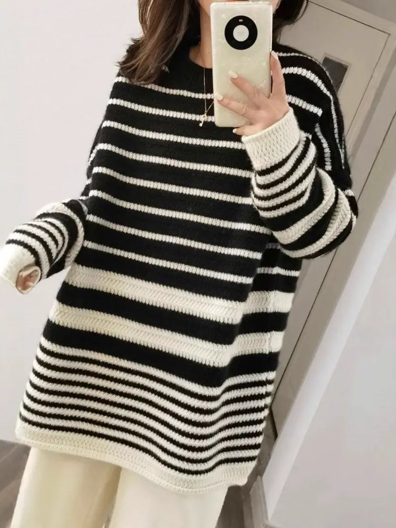 Damen Oversize-Longpullover aus grobem Streifenstrick mit Rundhalsausschnitt Drune