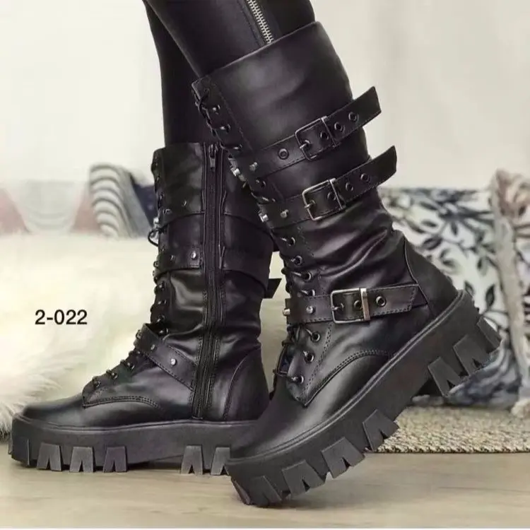 Damen Plateau-Bikerstiefel mit grober Profilsohle, Schnürung, Reißverschluss und verstellbaren Zierschnallen Drune