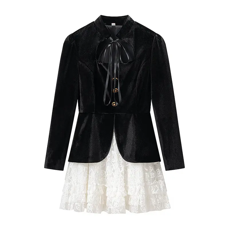 Damen Samt-Minikleid mit Schleifenkragen, Zierknopfleiste und mehrlagigem Spitzenrock Drune