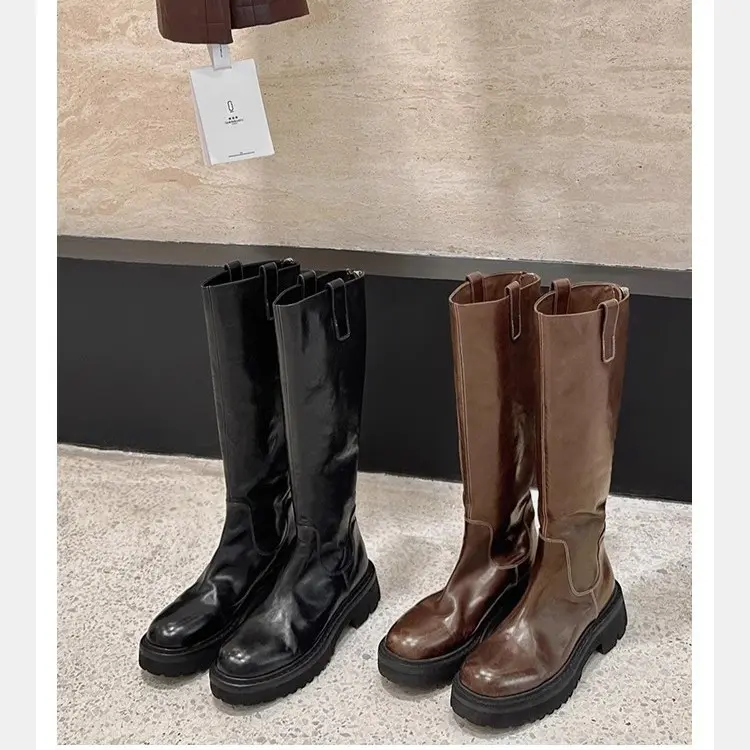 Damen Schlanke Langschaft-Stiefel aus Glattleder mit robuster Profilsohle Drune