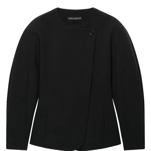 Damen Taillierte Blazerjacke mit asymmetrischer Knopfleiste und Rundhalsausschnitt Drune