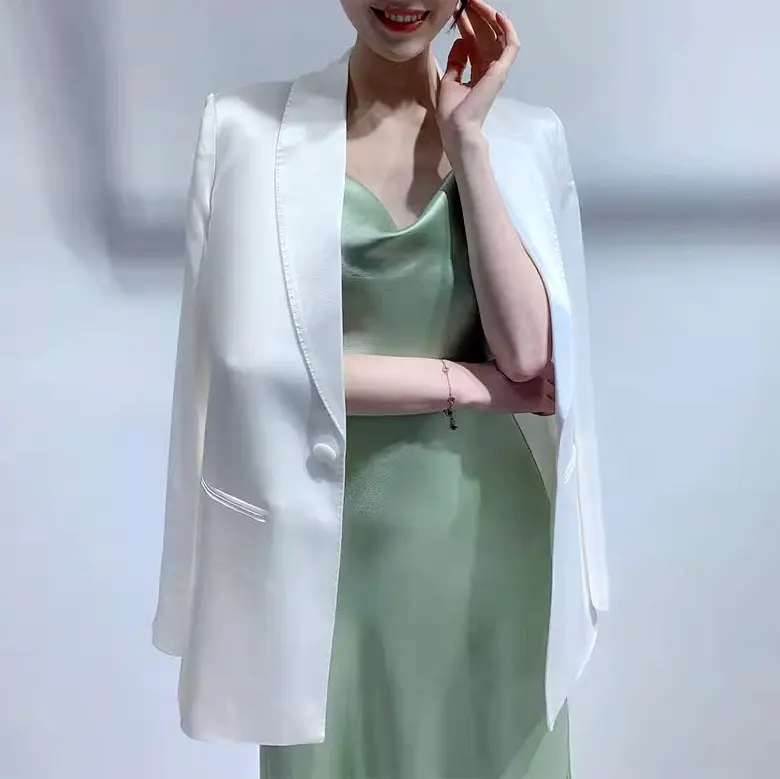 Damen Taillierter Smoking‑Blazer mit schmalem Satinrevers und Ein‑Knopfverschluss Drune
