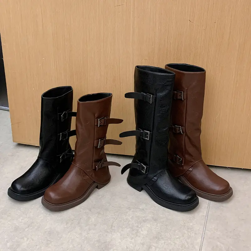Damen Wadenhohe Stiefel mit dreifacher Gürtelschnalle und profilierter Plateausohle Drune