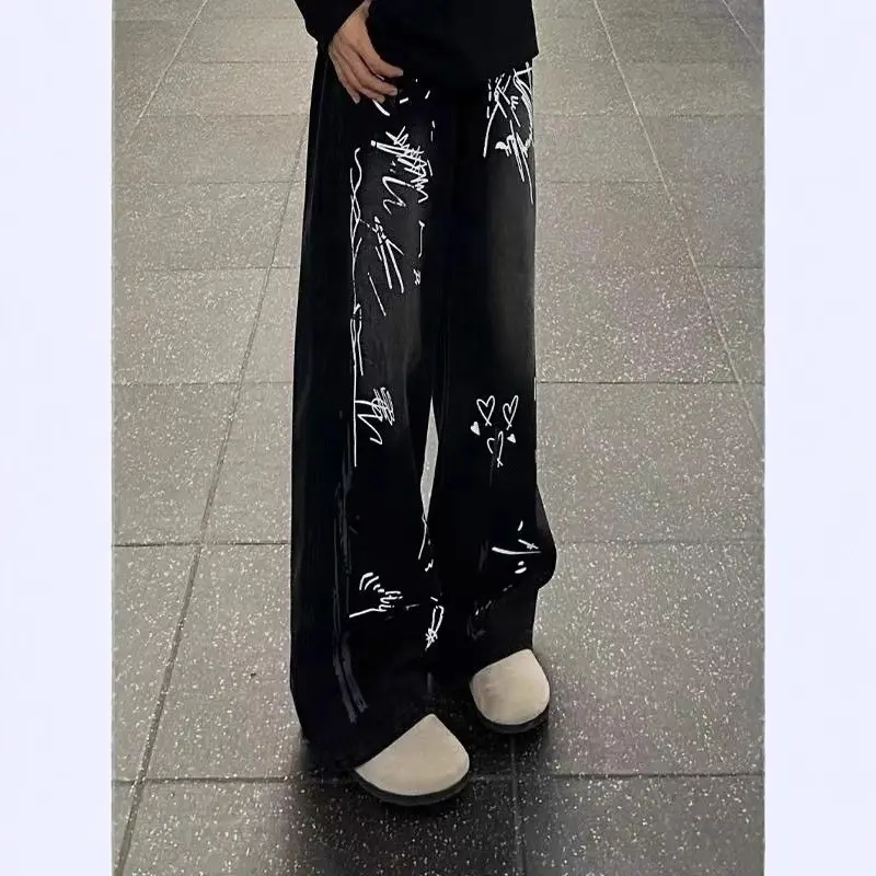 Damen Weitgeschnittene Jeans mit künstlerischem Grafikdruck Drune