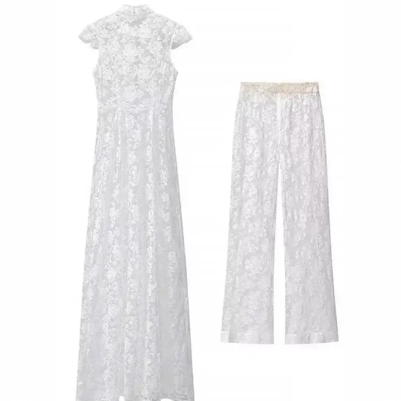 Damen Zweiteiliges Spitzenset mit Stehkragen‑Maxikleid und weiter Spitzenhose Drune
