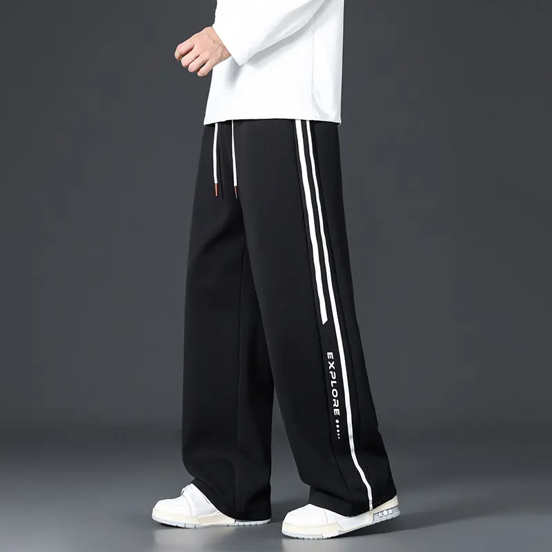 Herren Bequeme Sport-Hose mit seitlichen Streifen