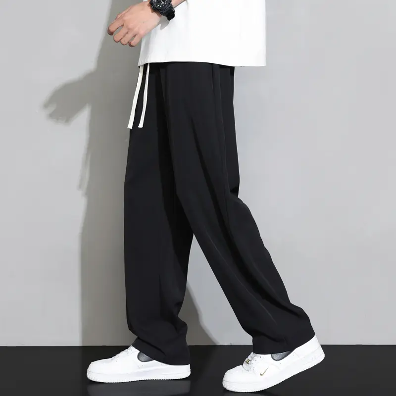 Herren Bequeme und luftige Relaxed Fit Sporthose