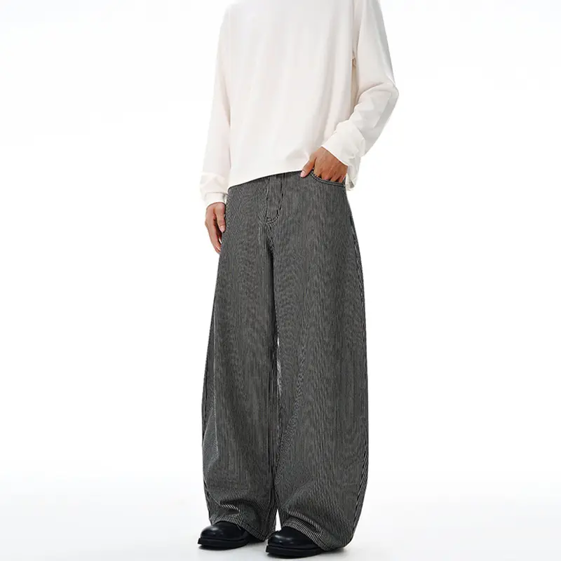 Herren Bodenlange Oversize-Hose mit extrem weitem Bein und feinem Nadelstreifen-Design Drune