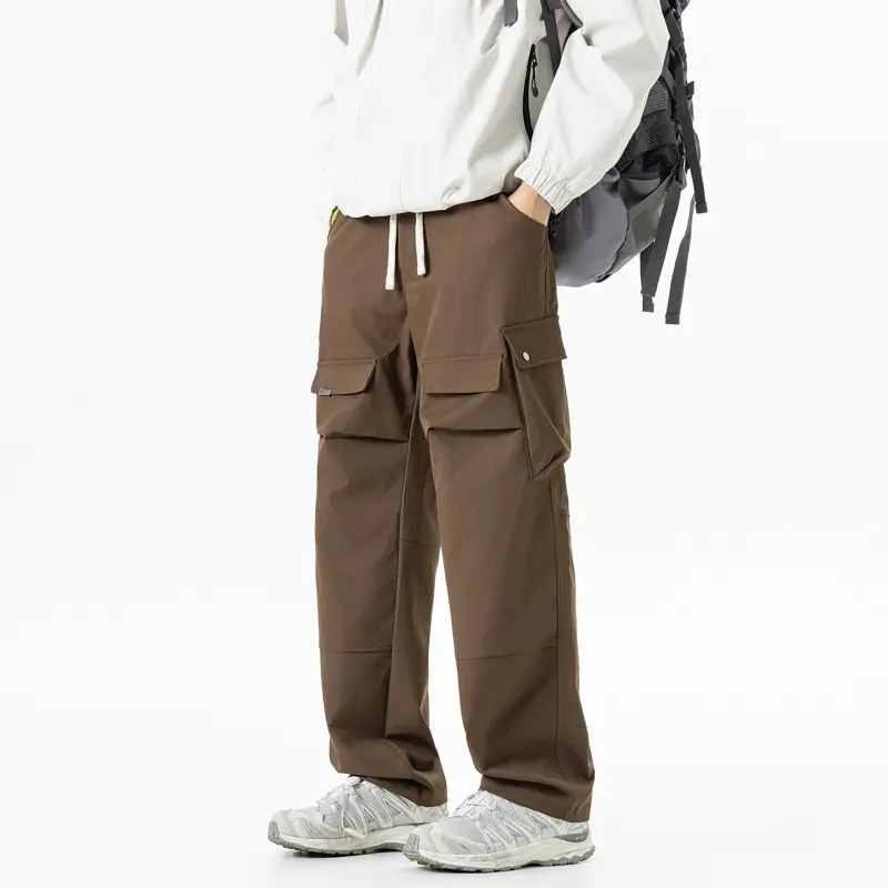 Herren Cargohose im Relaxed-Fit mit elastischem Tunnelzugbund und multifunktionalen Klapp- sowie Reißverschlusstaschen Drune