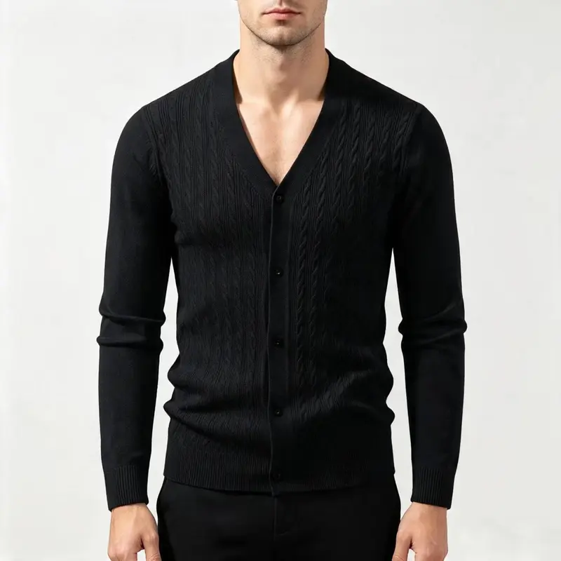 Herren Feinstrick-Cardigan mit Zopfmuster, V‑Ausschnitt und Knopfleiste Drune
