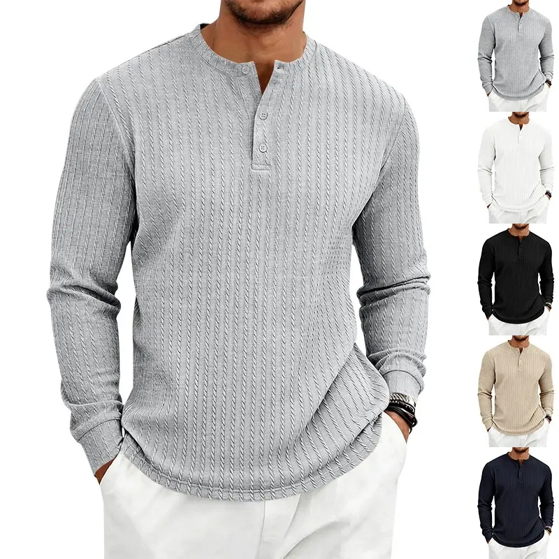 Herren Feinstrukturiertes Henley-Langarmshirt mit Zopfmuster und Knopfleiste Drune