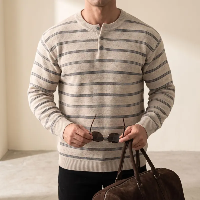 Herren Gestreifter Feinstrick-Henley-Pullover mit Knopfleiste und Rippbündchen Drune