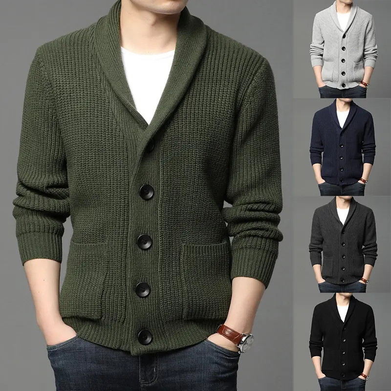 Herren Grobstrick-Cardigan mit Schalkragen, aufgesetzten Taschen und Knopfleiste Drune